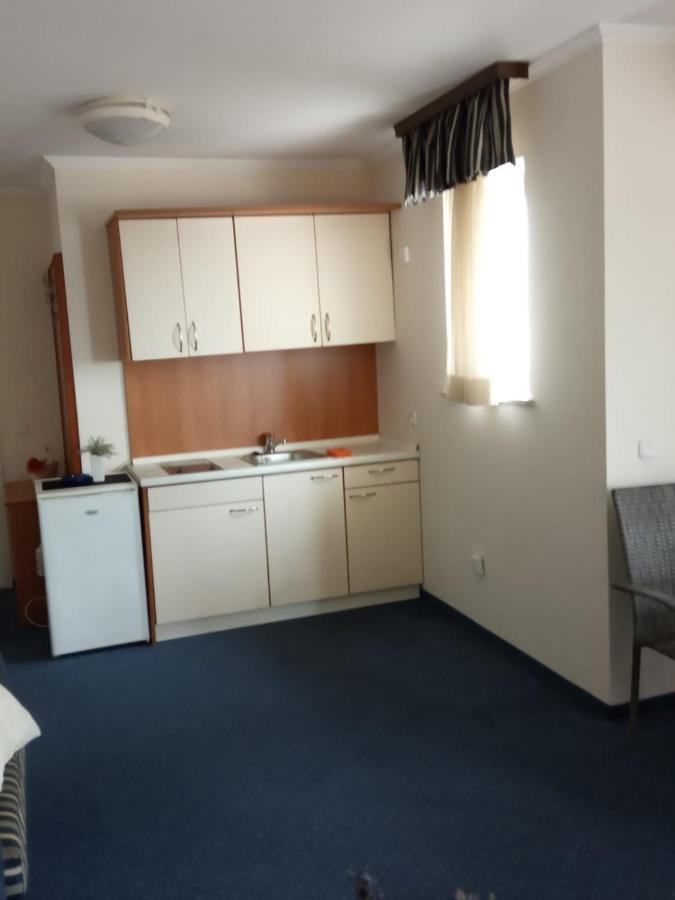 דירות Turanj Apartman מראה חיצוני תמונה
